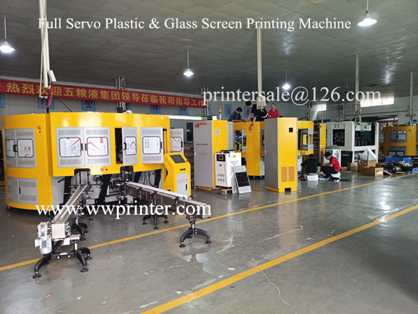 Deliver CNC plastic bottle screen printing machine to Europe customer
